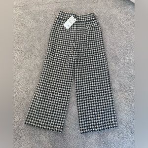 Zara houndstooth wide legged pants